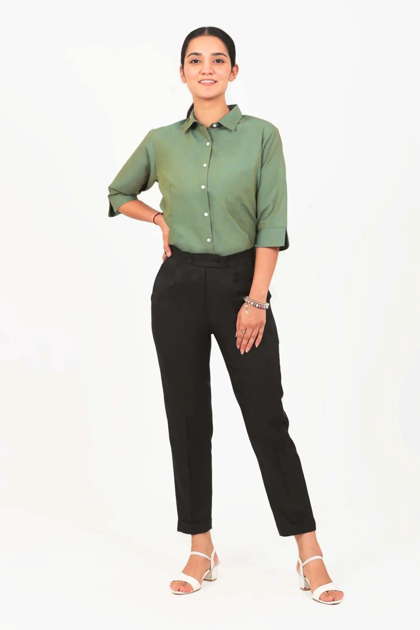 Bluebird Women Black Solid Casual Trouser