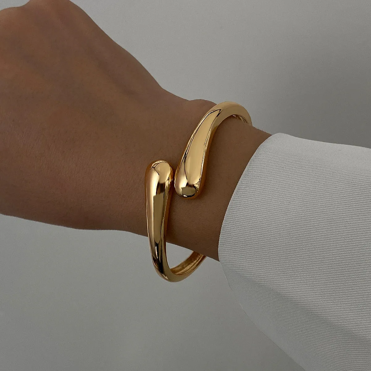 Women's Glossy Surface Bracelet